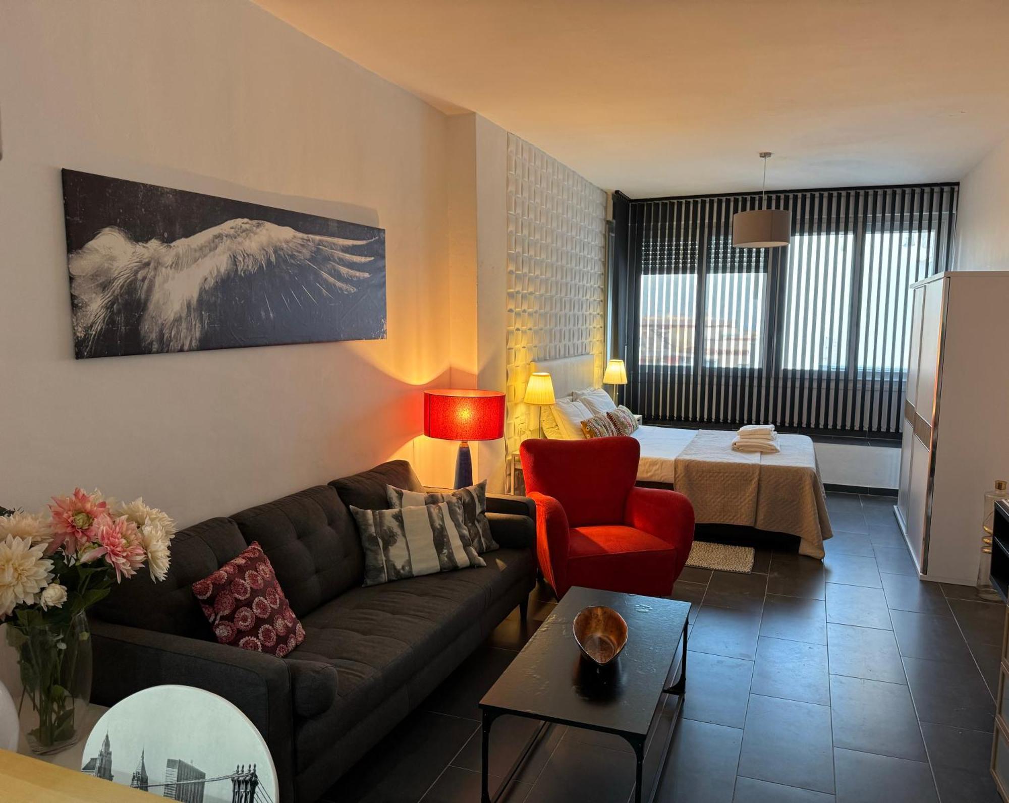 Apartamento Moderno Estudio Junto A Nogalera - *